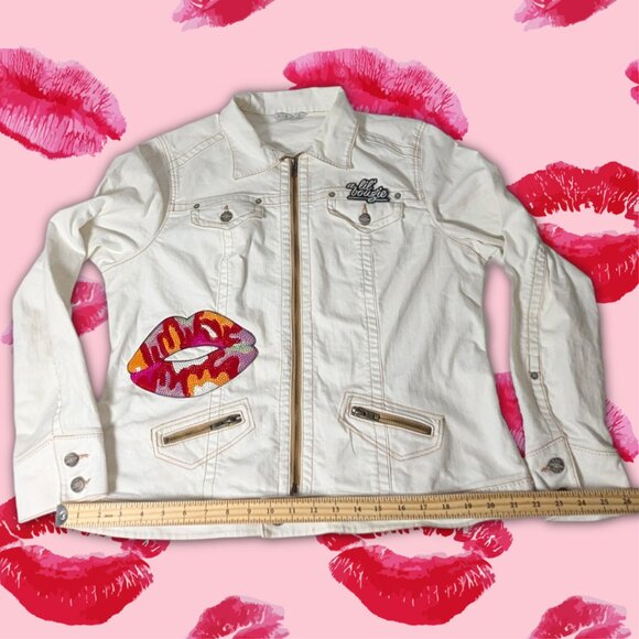 CAbi Bright White Denim Jacket with Sequin Lips Patches, Size XL - Picture 4 of 8